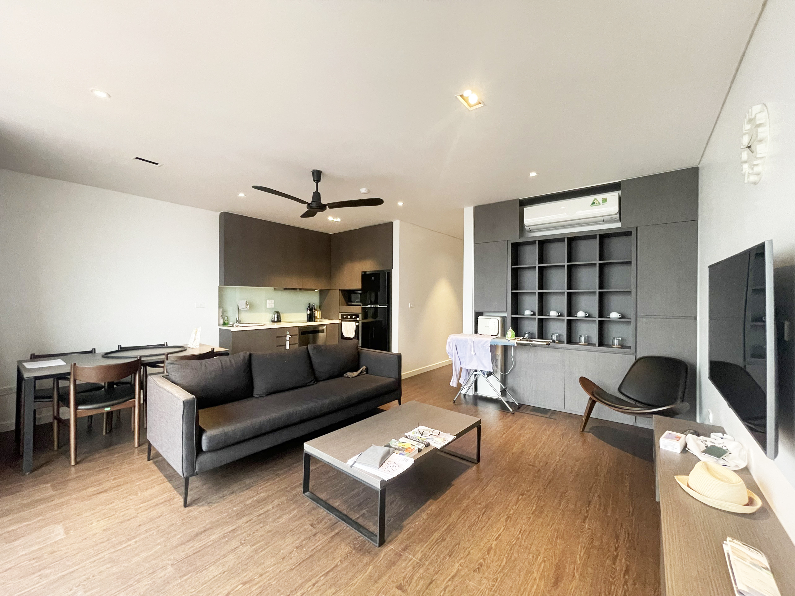 Bán căn hộ 3 phòng ngủ 150m2 view hồ cảnh quan hướng chính Bắc tòa khu A Thanh Hà Cienco 5