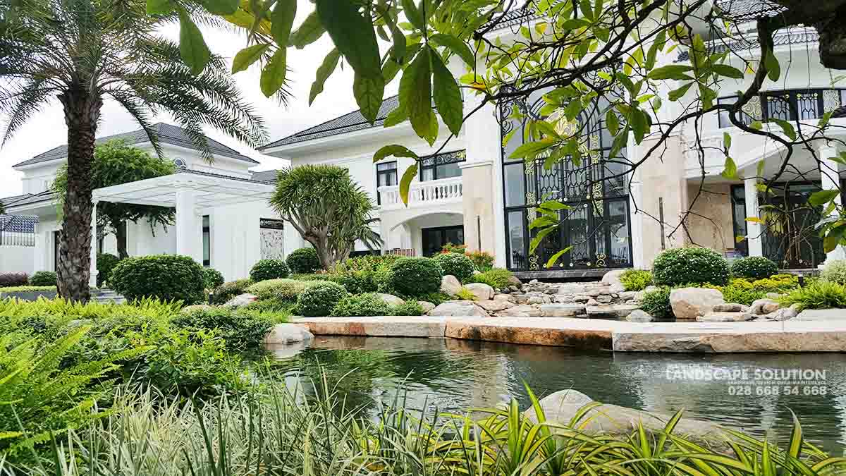 Cần thuê biệt thự song lập hướng đông bắc, chưa có đồ khu B Thanh Hà Cienco 5 - DT: 100m2 có bể bơi khu B Thanh Hà Cienco 5