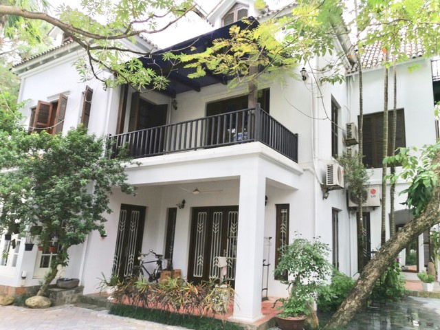 Cần chuyển nhượng gấp biệt thự hướng Tây Tứ Trạch, Thanh Hà Cienco 5, hoàn thiện cơ bản